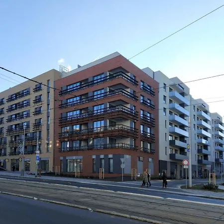 Viktoria N3 With Garage & Balcony