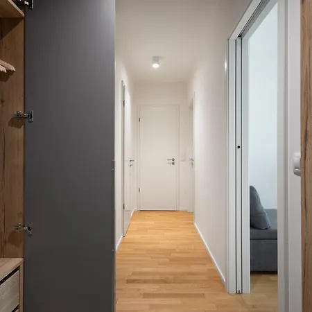 Apartament Viktoria N3 With Garage & Balcony Praga