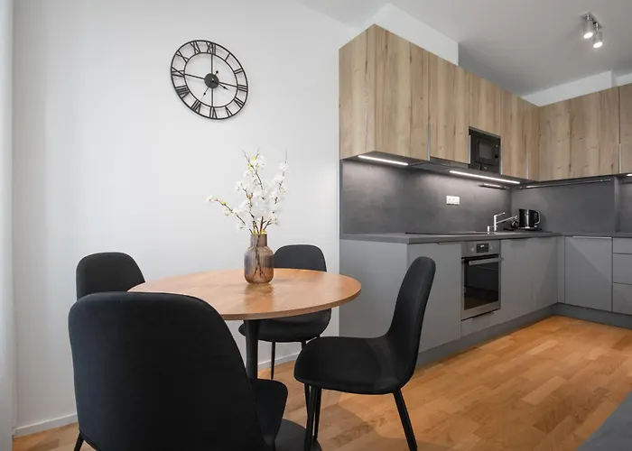 Viktoria N3 With Garage & Balcony Apartman Prága
